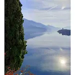 게스트하우스 La Perla Del Lago