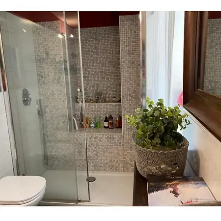 La Perla Del Lago Guest house Gravedona